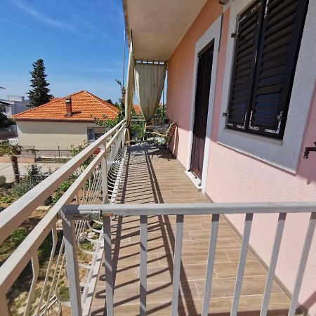 Hotel Soba Mia Sukošan Esterno foto