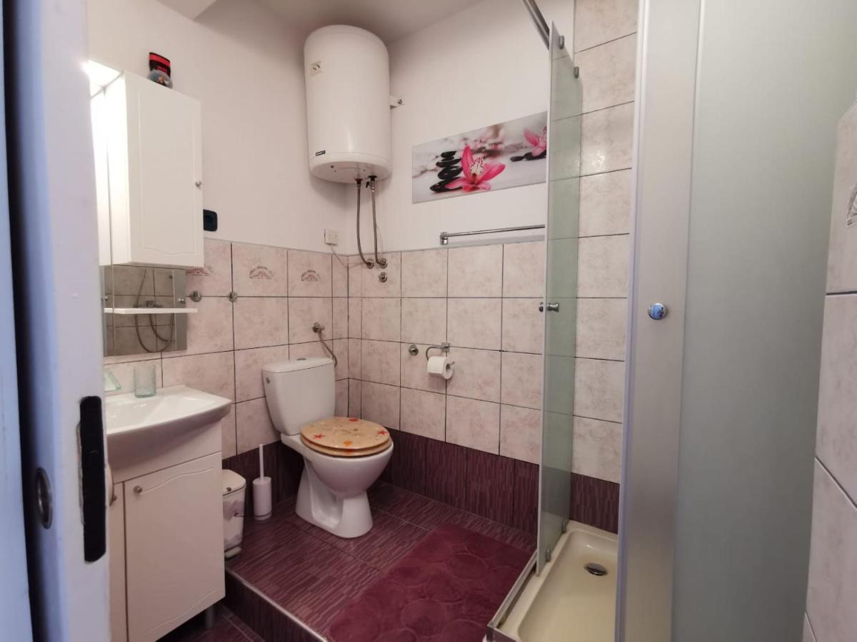 Hotel Soba Mia Sukošan Esterno foto
