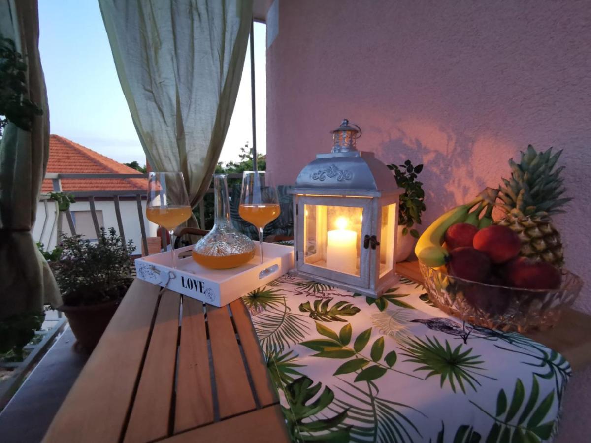 Hotel Soba Mia Sukošan Esterno foto