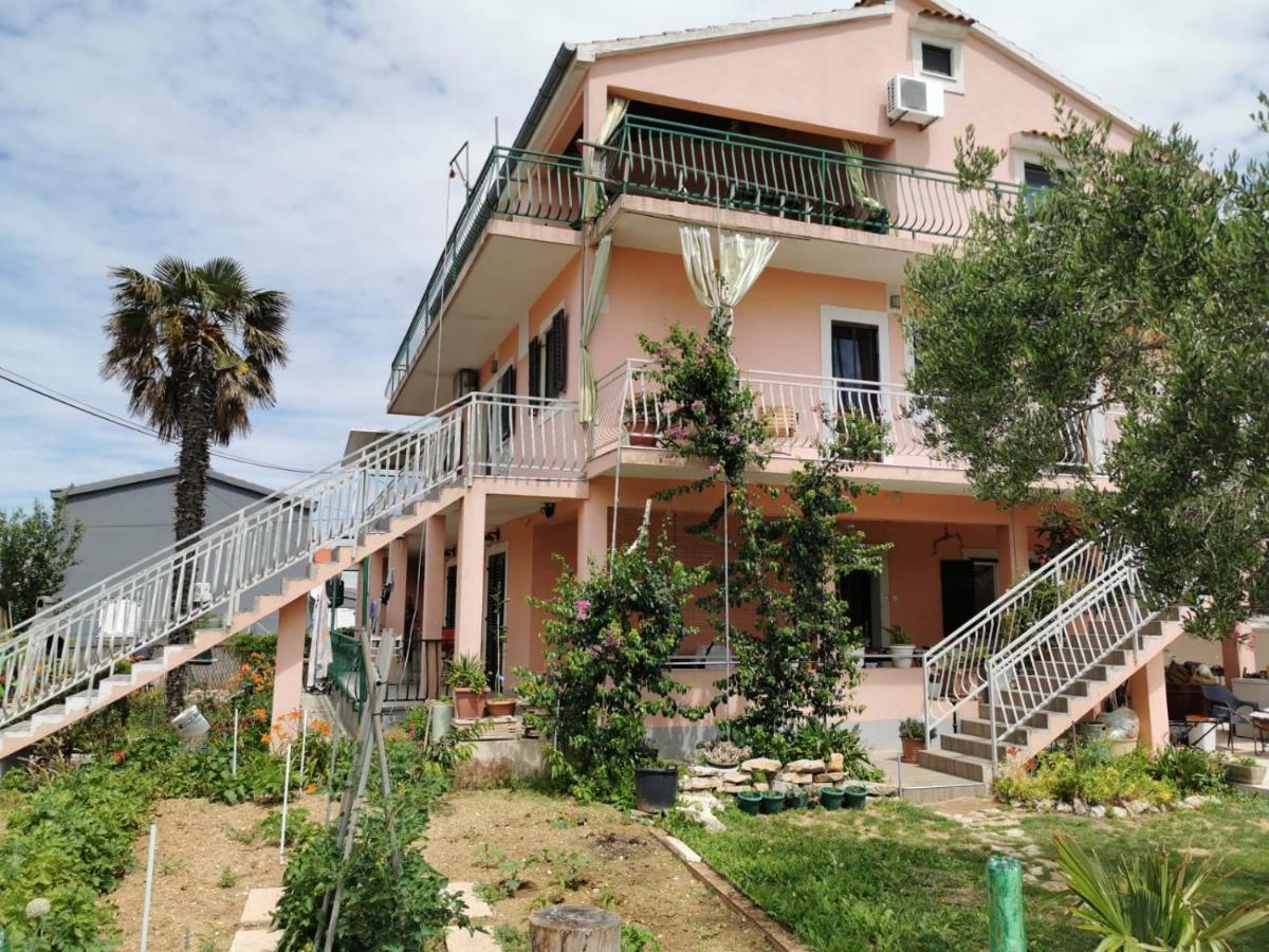 Hotel Soba Mia Sukošan Esterno foto
